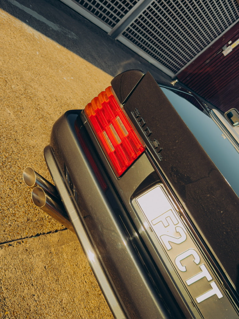 Mercedes-Benz R129 SL boot lid, badge fitment area close-up